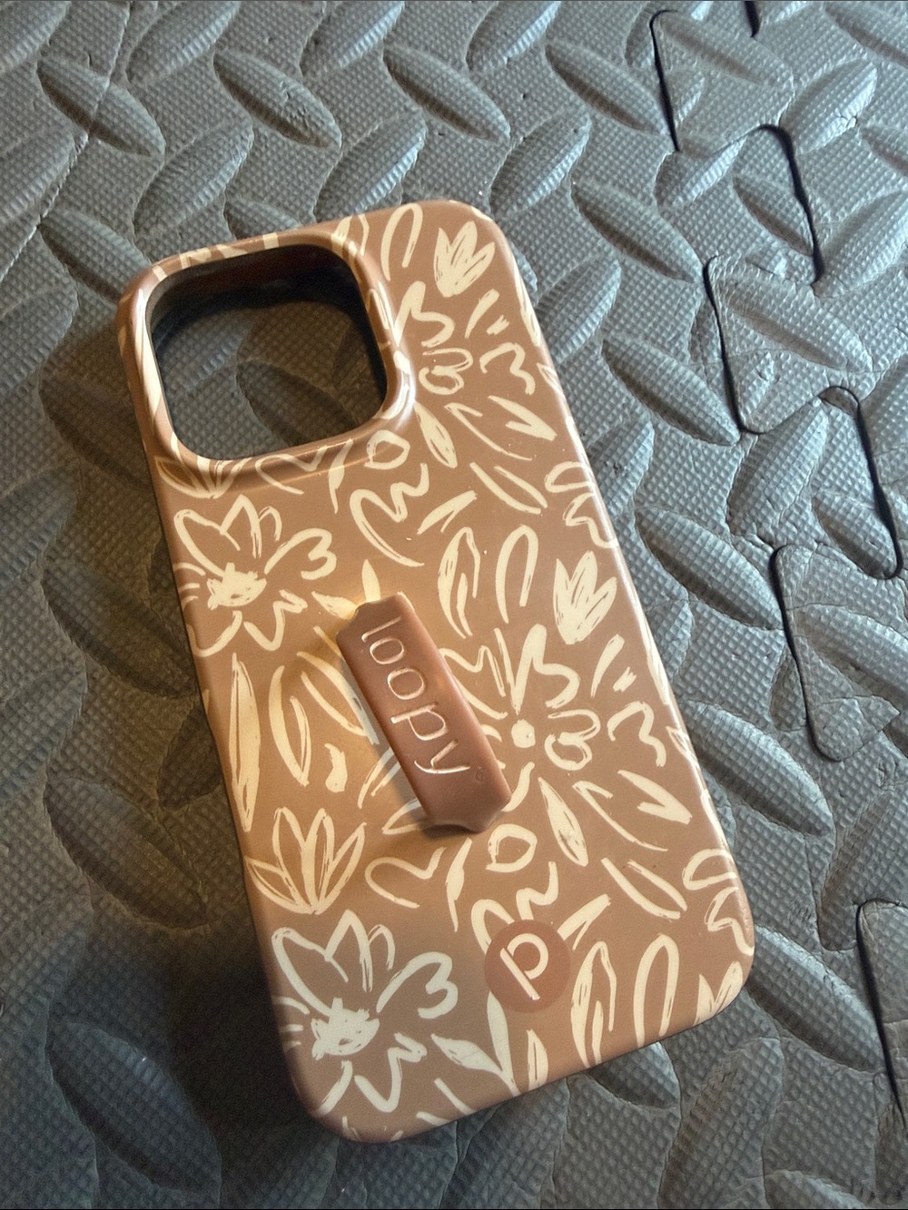 Loopy Case Brown Phone Case White Floral Design and Built-in Loop IPhone 16 Pro
